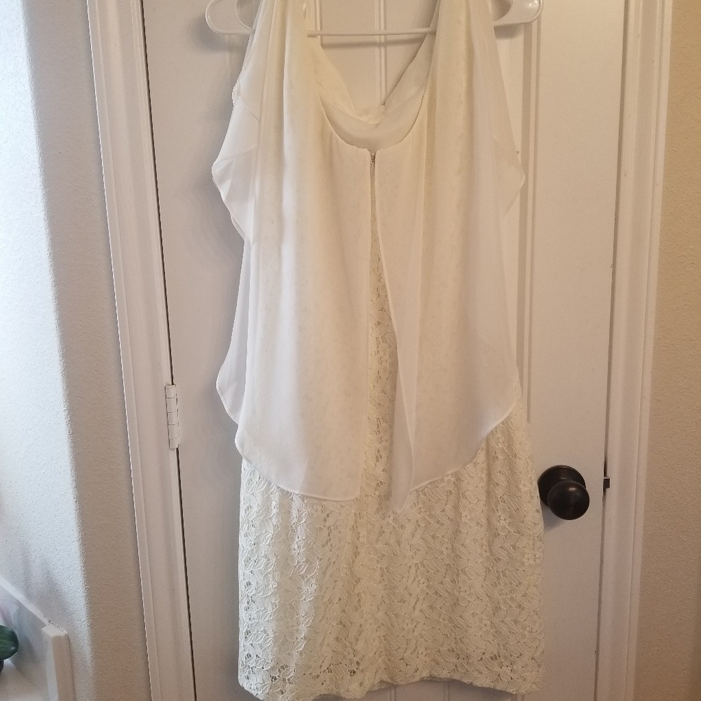 Dress - Picture 2 of 2